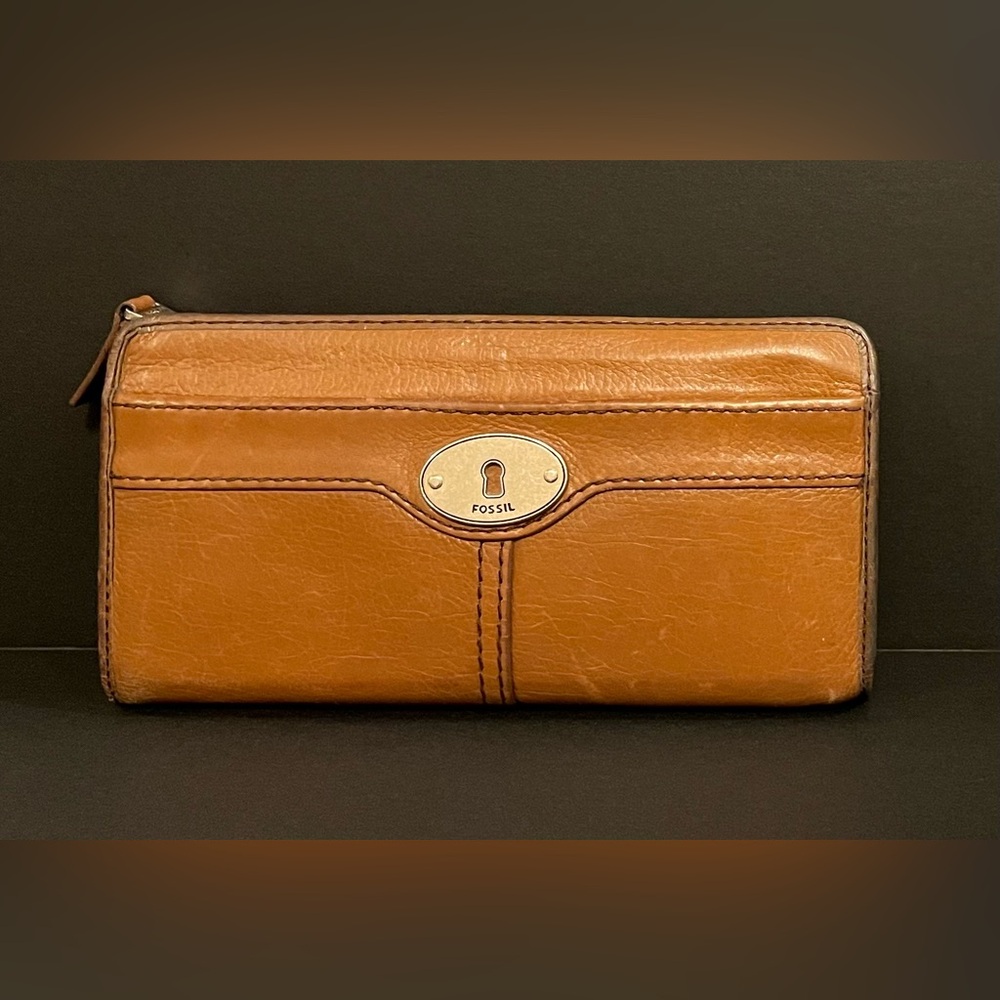 Fossil Maddox Zip Around Brown-Orange Leather Wallet